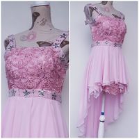 Maßanfertigung - Cocktailkleid aus Spitze und Chiffon in Vokuhila Stil