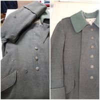Reparatur einer historischen Uniform